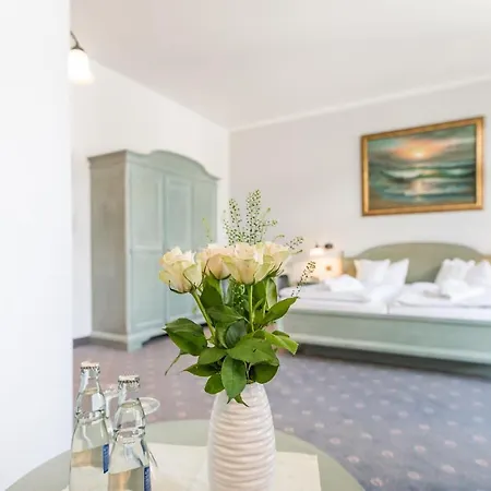 Neander Hotel 3*